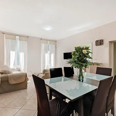 Casa Scola Гостевой дом 4*