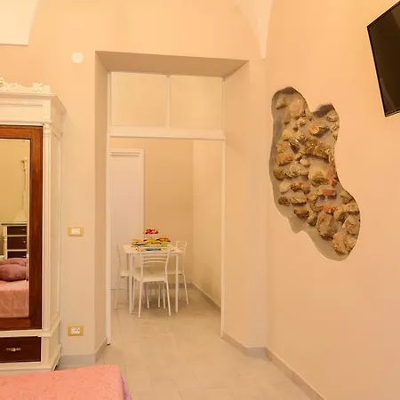 Casa Scola Лоано